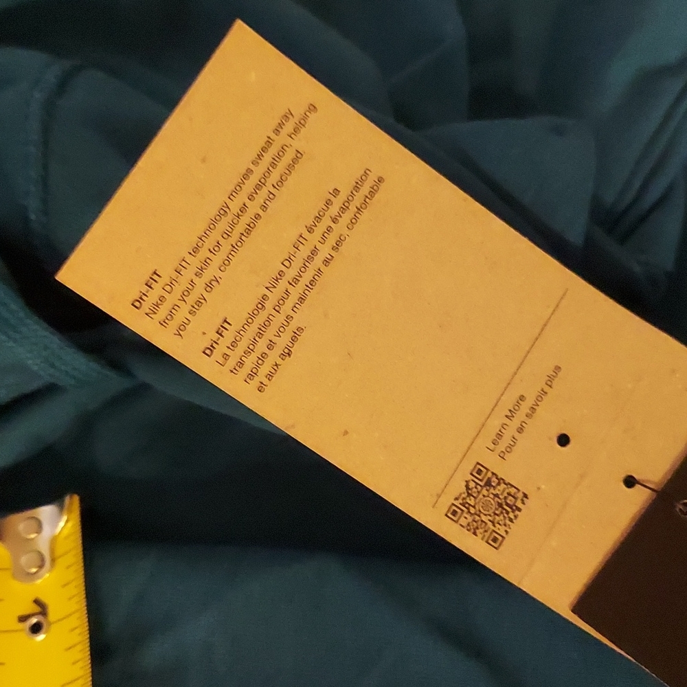 Nike - Picture 15 of 16